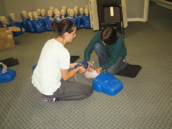 Open airway - CPR - two persons - bag - valve - HCP